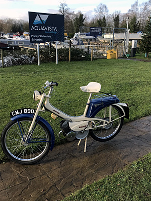 Dave Slaney's Raleigh RM8 Automatic MkII at Bedford Priory Marina