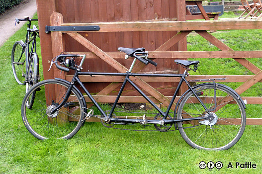 The Boot & Back 2024, 1936 Raleigh tandem