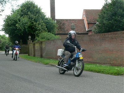 David rides his Zündapp
