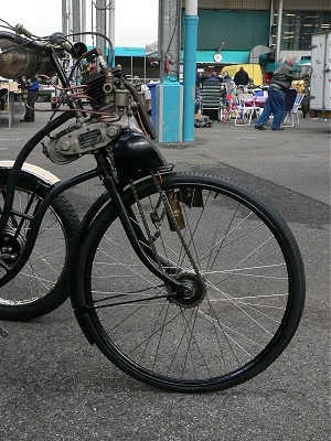 Flottweg motorised bicycle