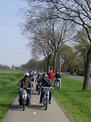 Riders on the 2011 ElfstedentochtElfstedentocht