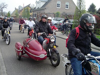 Riders on the 2011 Elfstedentocht