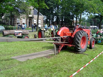Hanomag tractor driving the threshing drum