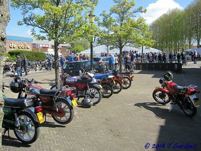 Mopeds lined up ride at Kollum