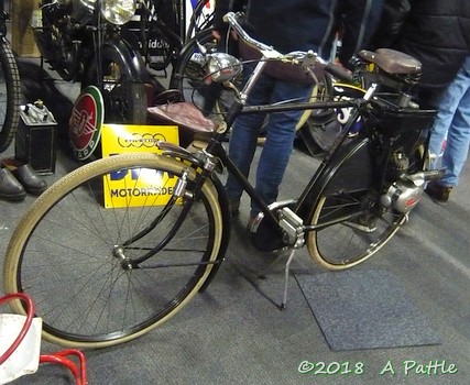 Victoria cyclemotor Central Classics, Houten