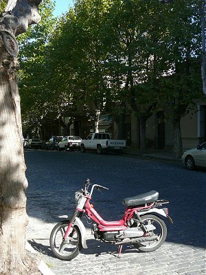 Another Atala moped in Colonia del Sacramento