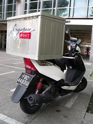 Singapore Post scooter