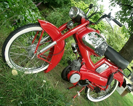 Old Moped Full Restoration (Mobylette Motobecane) 1969 Model - 2 Stroke 