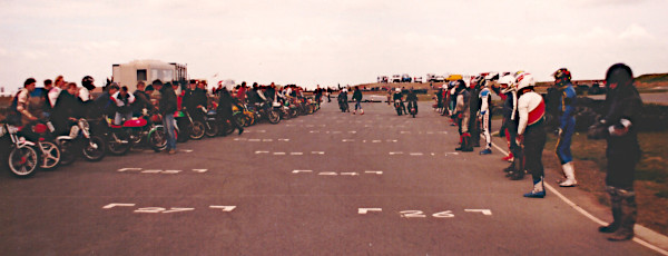 The 11am start approached