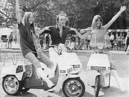 Cindy Kent, David Jacobs, and Olivia Newton-John on Ariel Threes