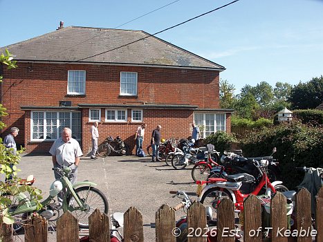 Photo by Terry Keable of the 2003 Roydon Rebels Run