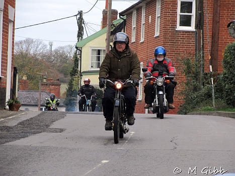 EACC Kneels Wheels Run