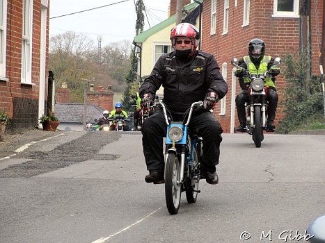 EACC Kneels Wheels Run