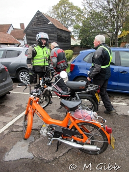 EACC Kneels Wheels Run