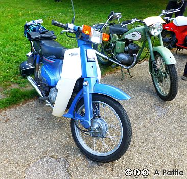 Honda 90 in Christchurch Park…