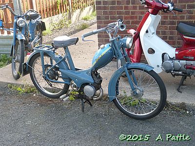 Blue moped: Peugeot BB1