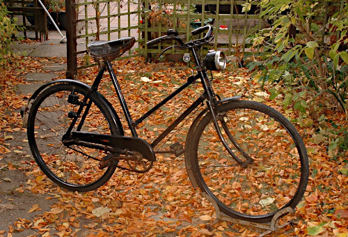 James War Grade bicycle