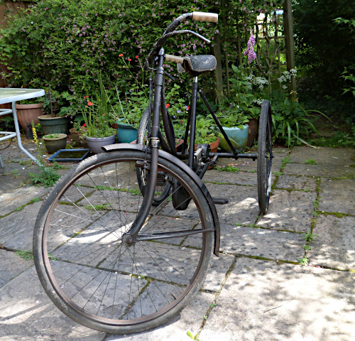 James Standard tricycle