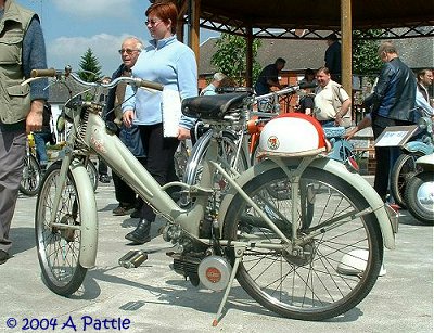 Olmo moped