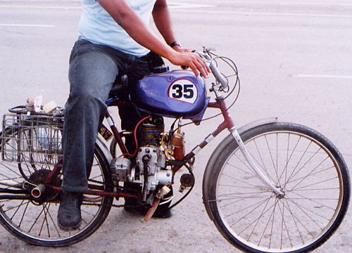 Cuban cyclemotor