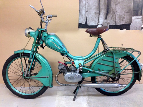 Preston–Jlo moped
