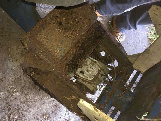 Ariel Three AHT 595J