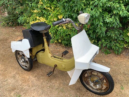 Ariel Three AHW 663J