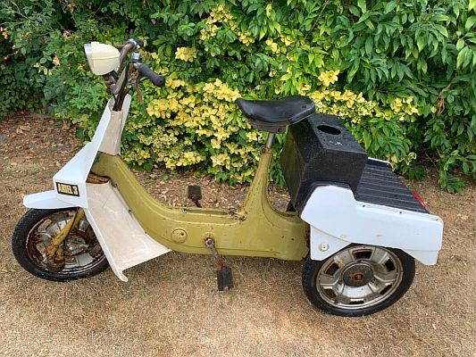 Ariel Three AHW 663J