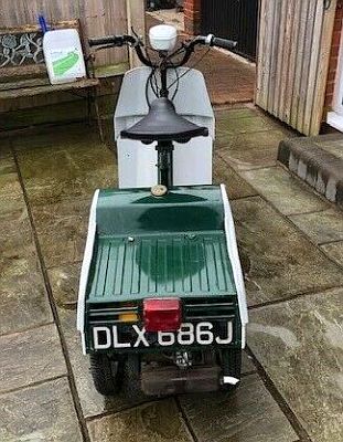 Ariel Three DLX 686J