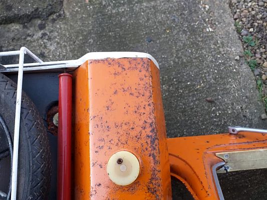 Ariel Three FRA 522L