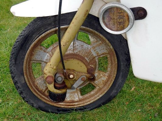 Ariel Three GRD 907N