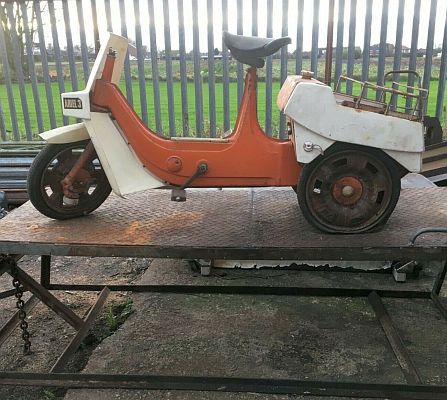 Ariel Three GUK 197J