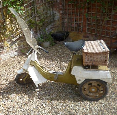 Ariel Three GVO 447J