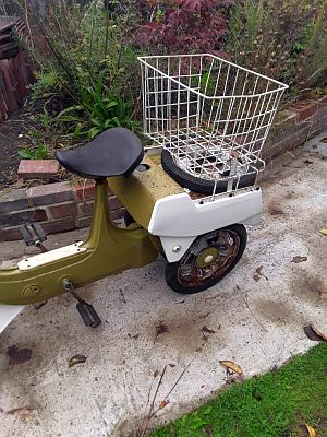 Ariel Three GWW 112J