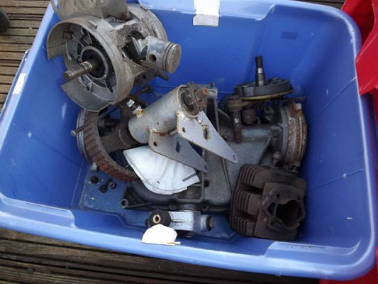 Ariel Three HUK 328N