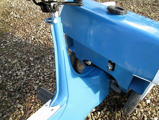 Ariel Three KDH 993J