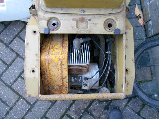 Ariel Three MPO 998J