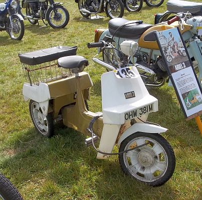 Ariel Three OHW 381M