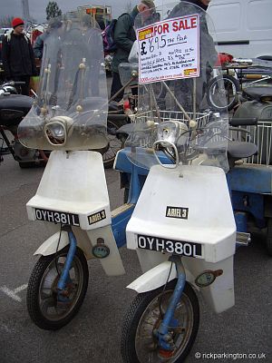 Ariel Three OYH 381L