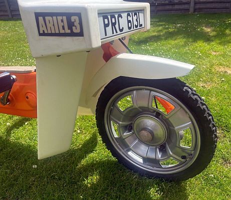 Ariel Three PRC 613L