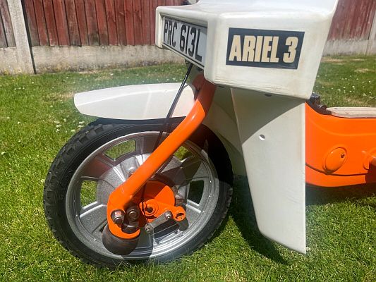 Ariel Three PRC 613L