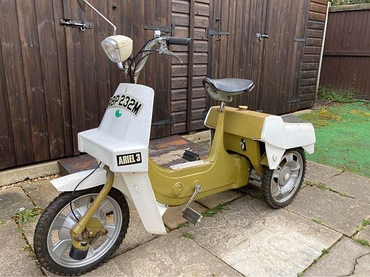 Ariel Three RBP 232M