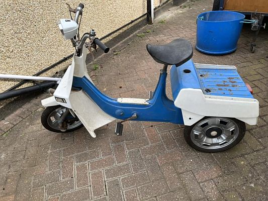 Ariel Three SRV 813K