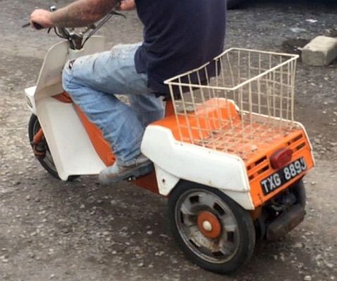 Ariel Three TXG 889J