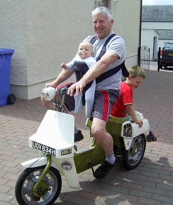 Ariel Three UOV 834H