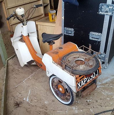 Ariel Three XAP 230J