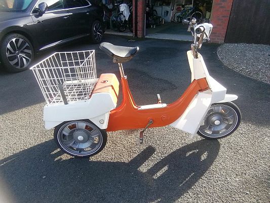 Ariel Three XOL 680J