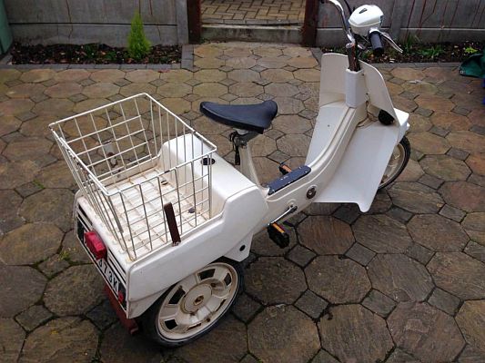 Ariel Three XUN 373K