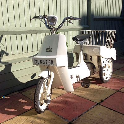 Ariel Three XUN 373K