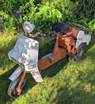 Ariel Three YFH 746M